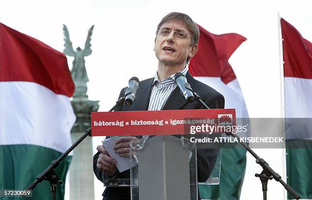 Hungarian Prime Minister Ferenc Gyurcsany gives a speech in front of more than 100.000 sympathizers of the governing Hungarian Socialist Party in the...