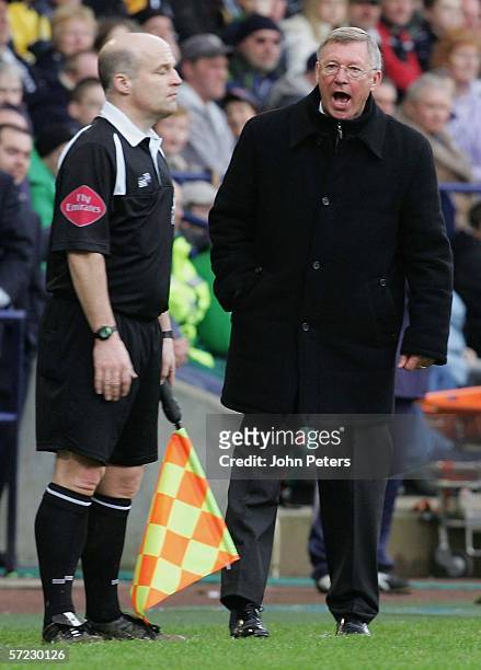 Sir Alex Ferguson of Manchester United complains to the referee's assistant during the Barclays Premiership match between Bolton Wanderers and...
