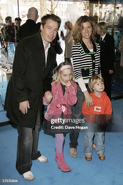 Footballer Graeme le Saux and his wife Georgina with their children Mariana and Lucas Le Saux arrive at the UK Premiere of 'Ice Age 2: The Meltdown'...