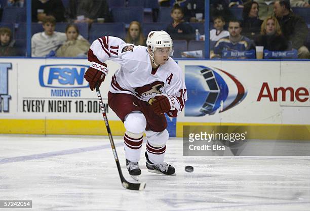 Ladislav Nagy of the Phoenix Coyotes skates to the puck during the game against the St. Louis Blues on January 26, 2006 at the Savvis Center in St....
