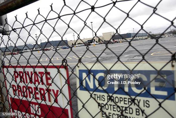 The Delphi Automotive Systems Safety & Interior Systems factory is seen April 3, 2006 in Vandalia, Ohio. Delphi asked a federal bankruptcy court to...