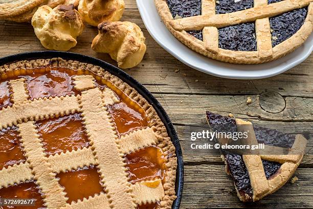 fruit tart - crostata di frutta foto e immagini stock