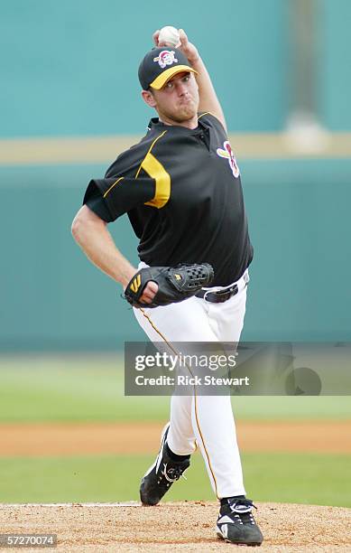 Zach Duke of the Pittsburgh Pirates pitches during the game against the Tampa Bay Devil Rays on March 12, 2006 at McKechnie Field in Bradenton,...