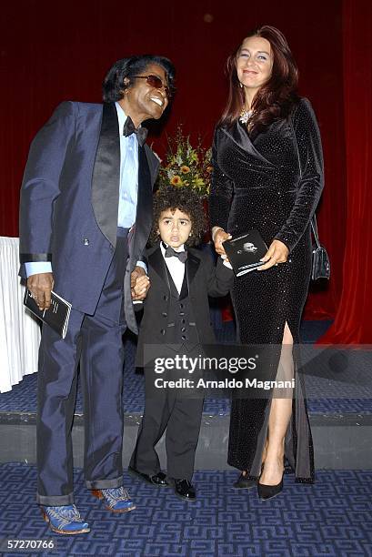 Singer James Brown, son James Brown II and wife Tommy Ray Brown attend the "Keepers of the Dream" gala dinner at the Sheraton Hotel April 6, 2006 in...