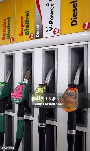 Shell Fuelactive Shell Launches High Efficiency Unleaded Gasoline Photos and Premium ...