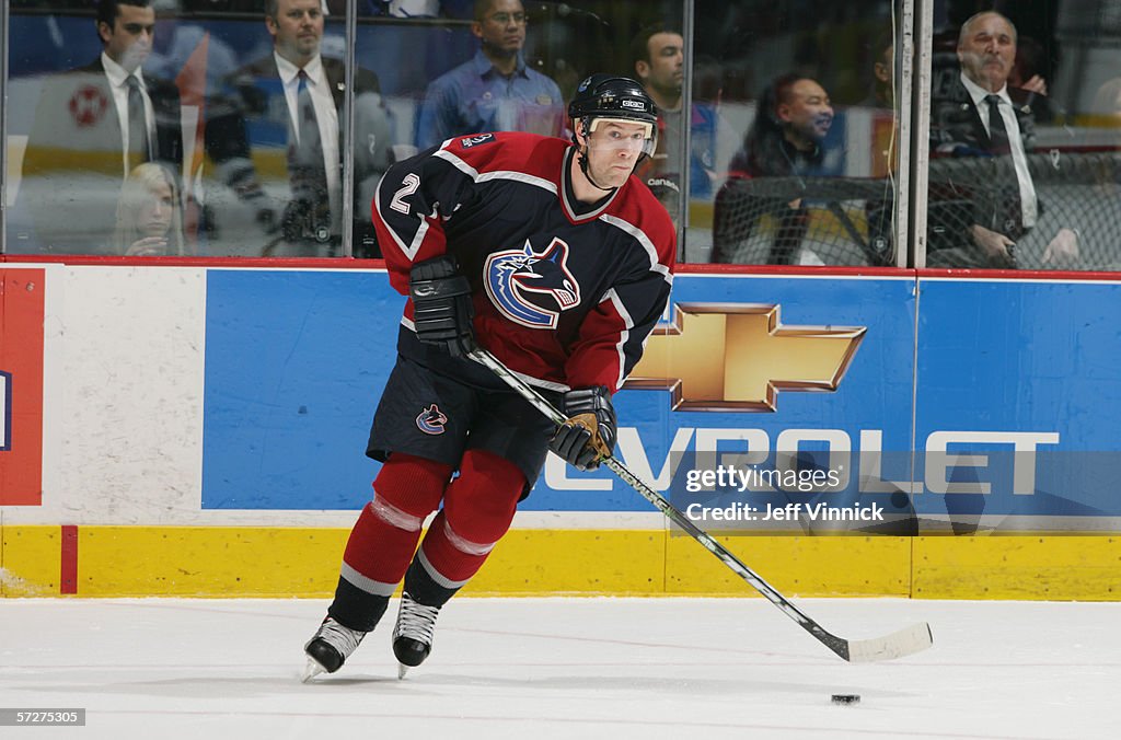 Edmonton Oilers v Vancouver Canucks