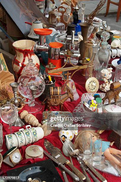 treasures at the antique market in lucca, italy - lucca tuscany stock pictures, royalty-free photos & images