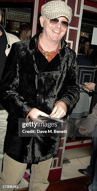 Chris Evans attends the opening night of the award-winning Broadway dance show 'Movin' Out' at the Apollo Victoria theatre on April 10, 2006 in...