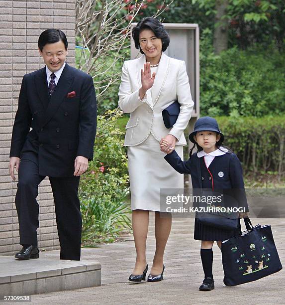 Japanese Princess Aiko , accompanied by her parents Crown Prince Naruhito and Crown Princess Masako , arrive at the Gakushuin Kindergarten to attend...