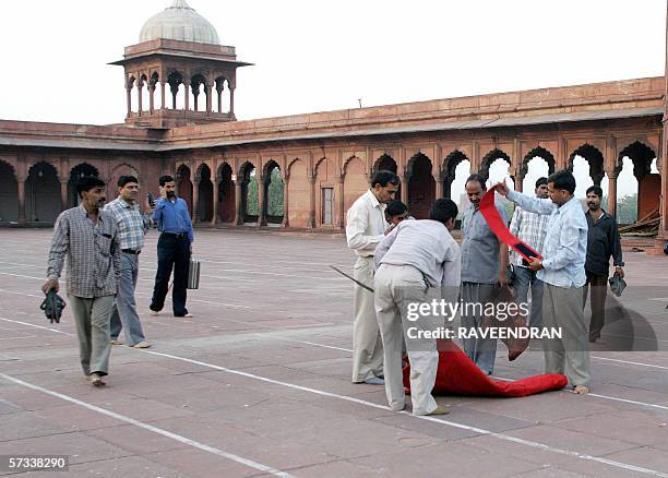 22 2006 Jama Masjid Bombings Stock Photos, HighRes Pictures, and