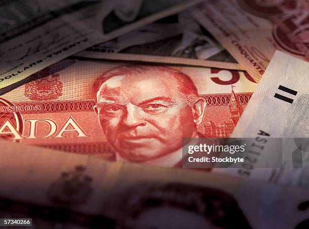 Canadian dollar bill 50 hi-res stock photography and images - Alamy