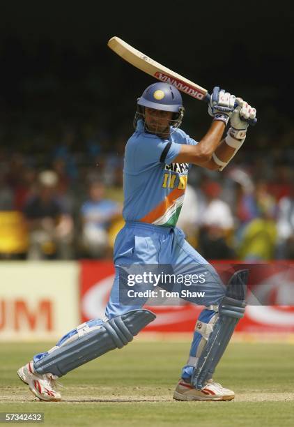 Usha Raje Rajeson Usha Raje Cricket Photos and Premium High Res Pictures - Getty Images