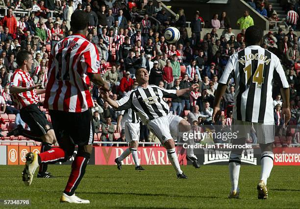 Lee Clarke of Newcastle trys to get the ball under control during the Barclays Premiership match between Sunderland and Newcastle United at the...