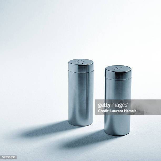 salt and pepper shakers - salt and pepper shakers stock pictures, royalty-free photos & images