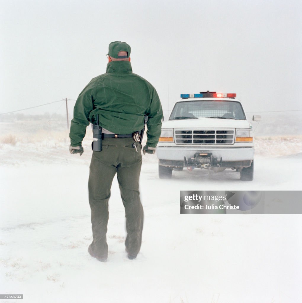 Park Ranger From Back A Park Ranger From Behind High-Res Stock Photo - Getty Images