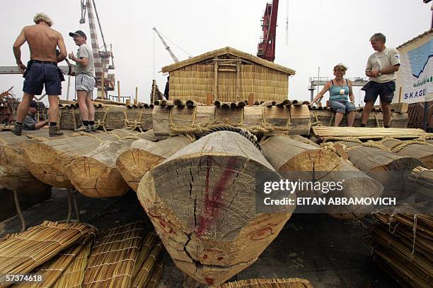 Ocean Raft Wood Wood Raft Ocean Photos and Premium High Res Pictures - Getty Images
