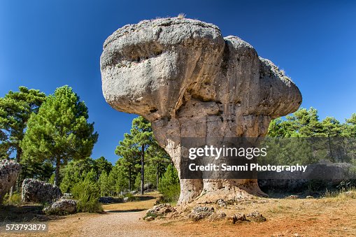 Big Rocks High Resolution Big Rock High-Res Stock Photo - Getty Images
