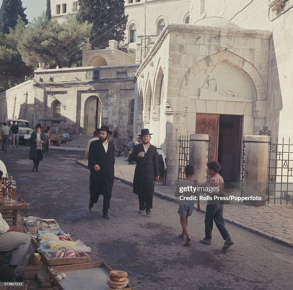 Via Dolorosa Scene