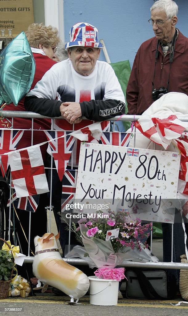 The Queen's 80th Birthday Celebrations - Walkabout