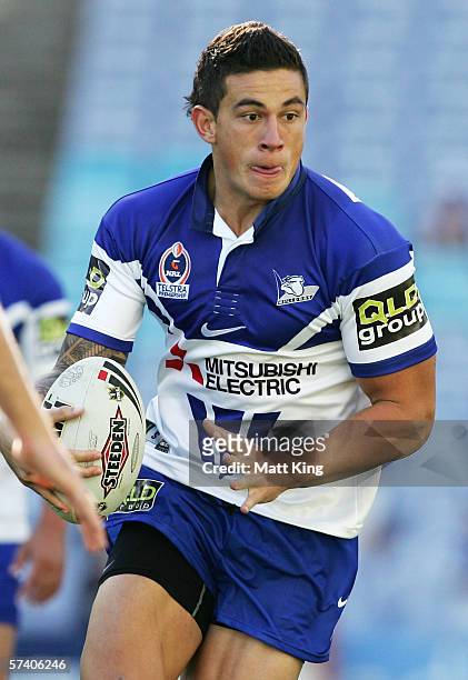Sonny Bill Williams of the Bulldogs in action during the round seven NRL match between the Bulldogs and the Manly-Warringah Sea Eagles at Telstra...