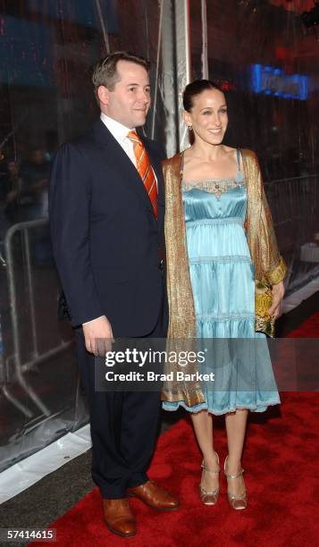 Actor Matthew Broderick and wife/actress Sarah Jessica Parker arrive for the 10th Anniversary of "Rent" at the Nederlander Theater on April 24, 2006...