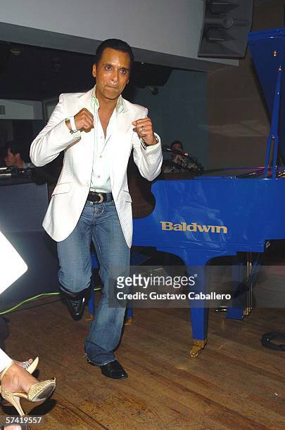 Jon Secada performs at the Billboard Latin Music Conference & Awards 2006 Kick Off Party at the Forge on April 24,2006 in Miami Beach, Florida.