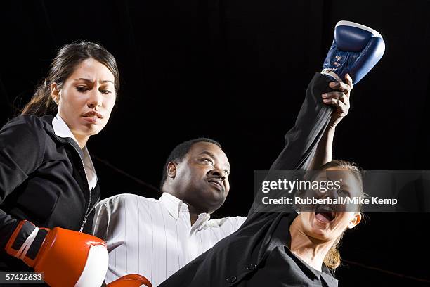 Officials In Boxing Referee (Boxing) Photos and Premium High Res Pictures - Getty Images