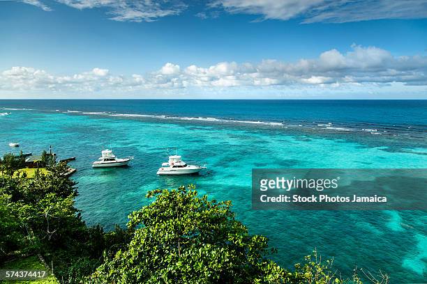 harbor ocho rios jamaica - jamaika stock pictures, royalty-free photos & images