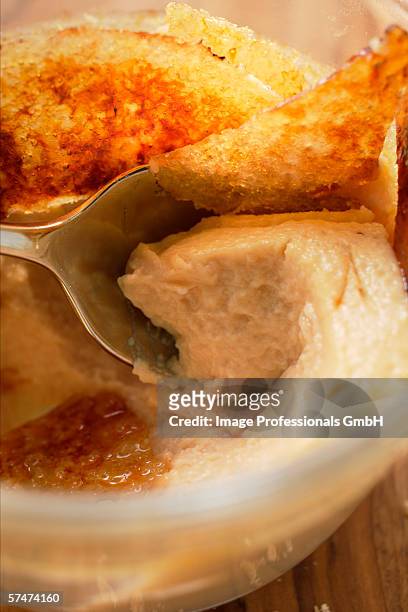 cr?me brulee: caramelised duck liver mousse - creme brulee stock pictures, royalty-free photos & images