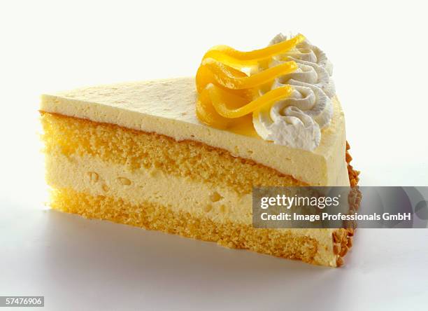 a piece of lemon cream cake - gateaux fotografías e imágenes de stock