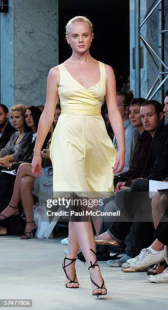 Model walks the runway at the Josh Goot collection show at Chifley Square during Mercedes Australian Fashion Week on April 28, 2006 in Sydney,...
