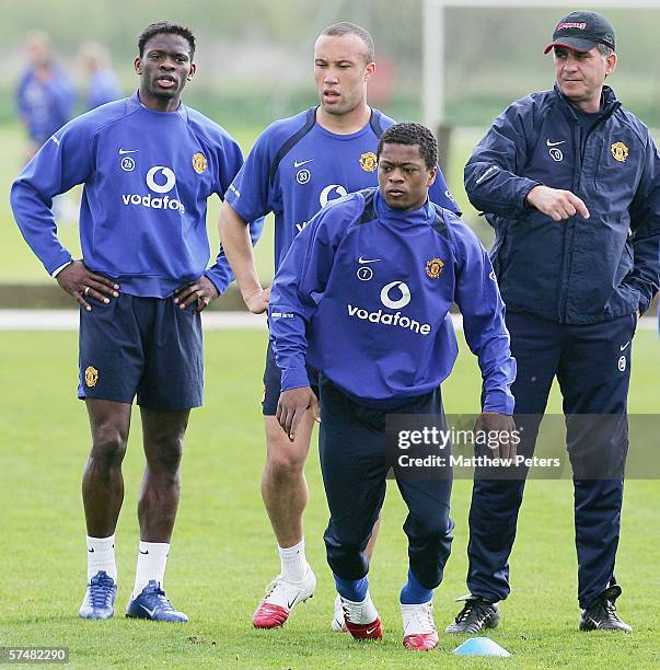 Pat Rice Assistant Manager 141 Louis Silvestre Stock Photos, High-Res Pictures, and Images - Getty ...