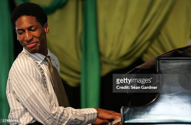 Jazz Musician Jonathan Batiste performs at the New Orleans Jazz & Heritage Festival April 28, 2006 in New Orleans, Louisiana.
