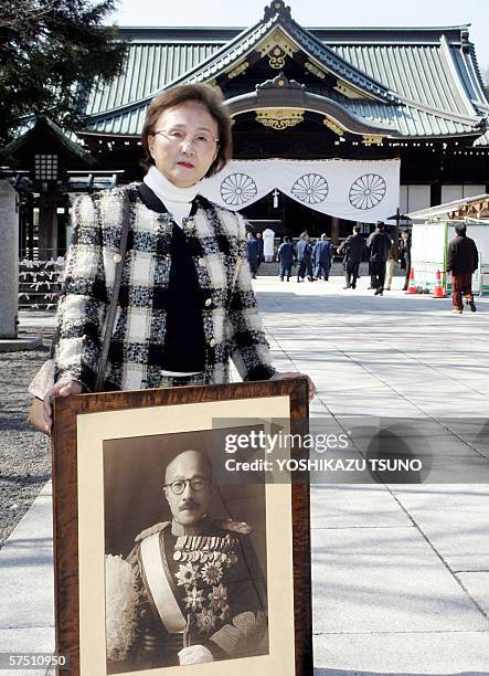 Yuko Tojo, granddaughter of Japanese gen, Fotografía de noticias