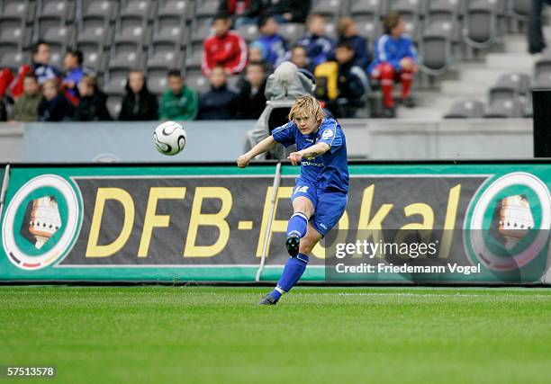 Jennifer Zietz of Potsdam in action during the Women's DFB German Cup final between 1.FFC Turbine Potsdam and 1.FFC Frankfurt at the Olympic Stadium...