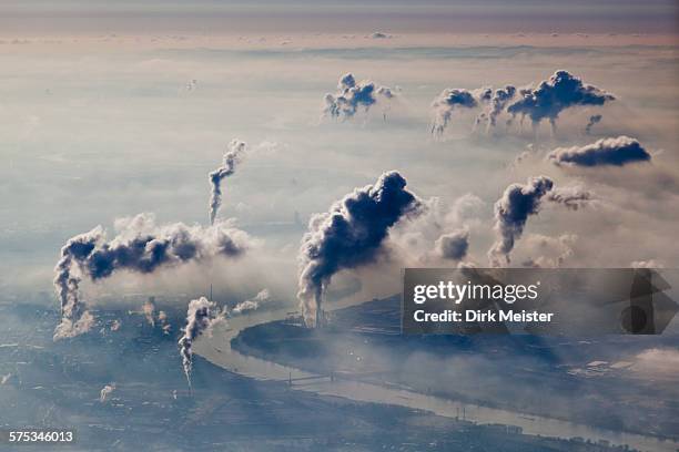 pollution - contaminación del aire fotografías e imágenes de stock