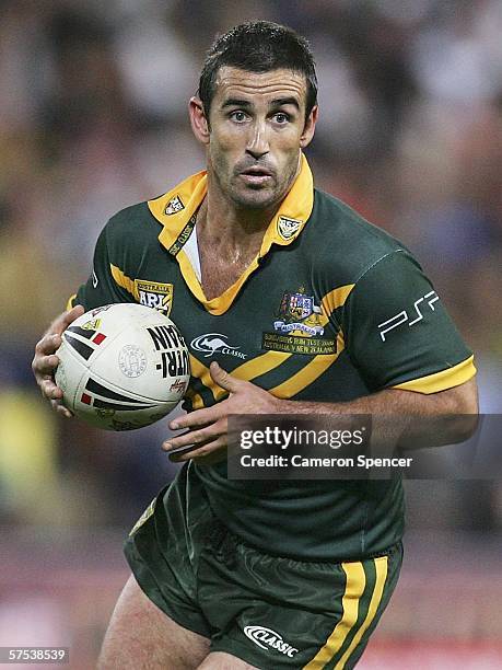 Andrew Johns of the Kangaroos looks to pass during the ARL test match between the Australian Kangaroos and the New Zealand Kiwis at Suncorp Stadium...