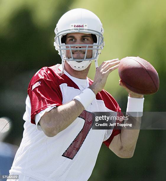 Quarterback Matt Leinart, first round draft pick of the Arizona Cardinals, practices during the first day of mini-camp at the team's training center...