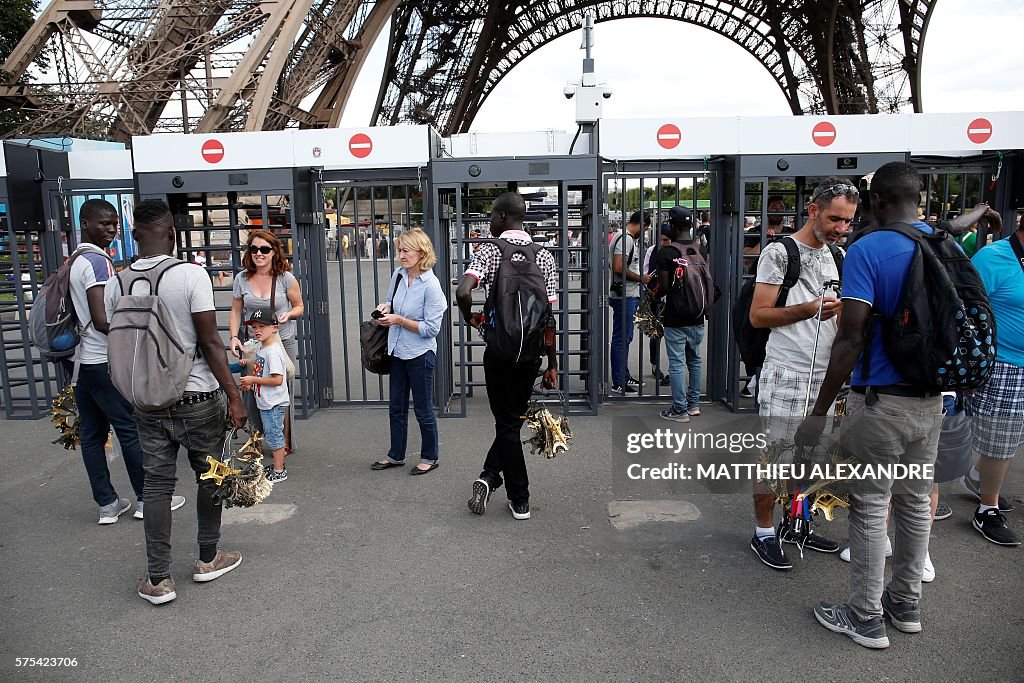 FRANCE-TOURISM-SECURITY