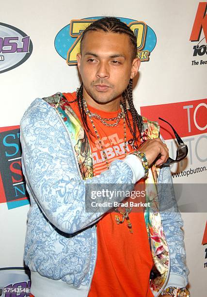 Singer Sean Rne Reggae Artist Sean Paul Photos and Premium High Res Pictures - Getty Images