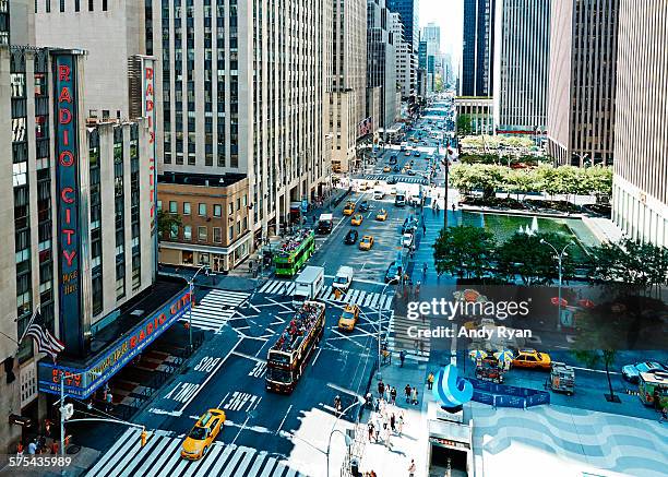 elevated view of radio city music hall, nyc - rockefeller foto e immagini stock