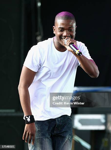 Recording artist Ray J performs onstage during 102.7 KIIS-FM's Wango Tango 2006 concert held at the Verizon Wireless Amphitheater on May 6, 2006 in...