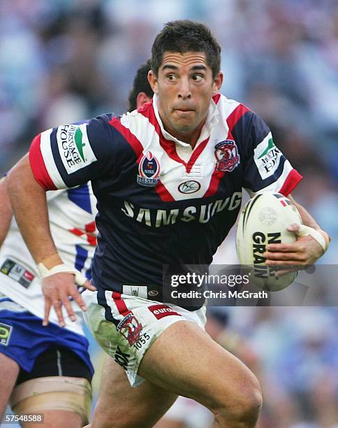 Braith Anasta of the Roosters makes a break during the round nine NRL match between the Roosters and the Bulldogs played at Aussie Stadium May 7,...