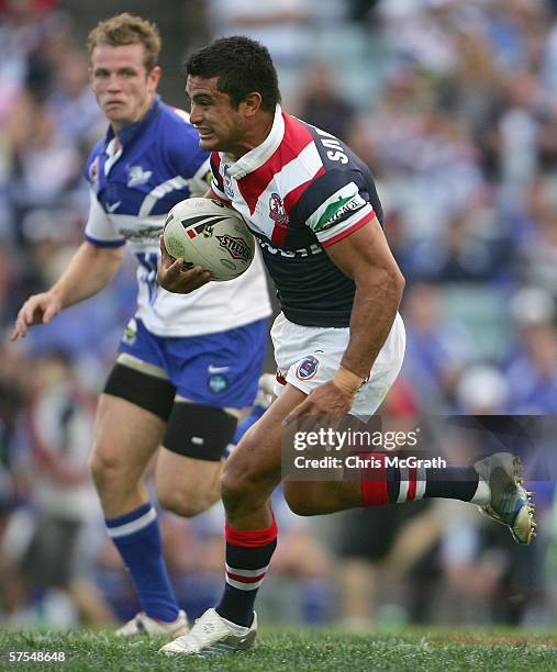 Craig Wing of the Roosters makes a break during the round nine NRL match between the Roosters and the Bulldogs played at Aussie Stadium May 7, 2006...