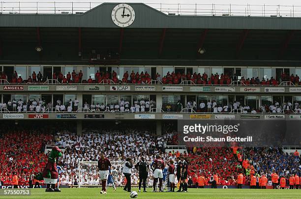 General view of the Clock End grandstand just before kick off at the Barclays Premiership match between Arsenal and Wigan Athletic at Highbury on May...