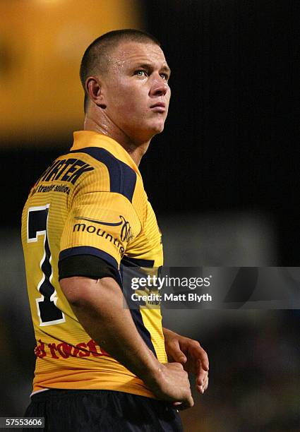 Tim Smith of the Eels looks dejected during the round nine NRL match between the Parramatta Eels and the Canberra Raiders at Parramatta Stadium May...