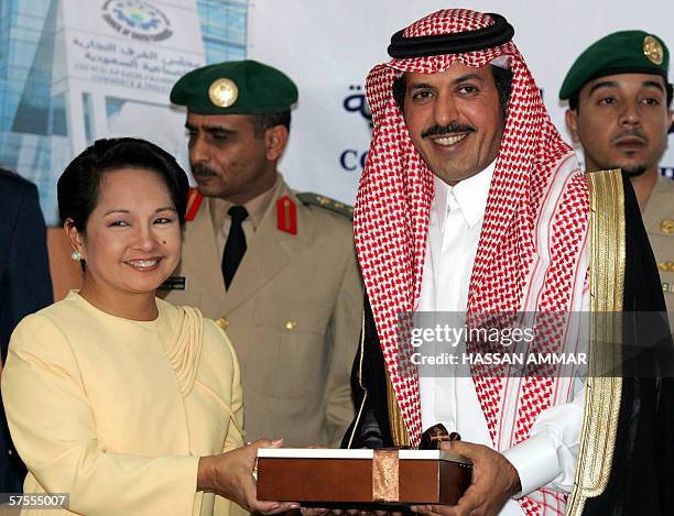 Abdul Rashed 61 Rashed Hassan Stock Photos, High-Res Pictures, and Images - Getty Images