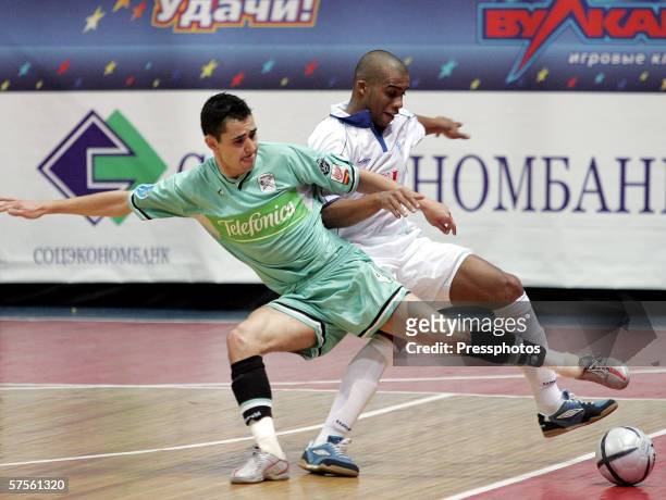 Sirilo of Dinamo Moscow competes against Neto of Boomerang Interviu FS during UEFA Futsal Cup final on May 7, 2006 in Moscow, Russia.