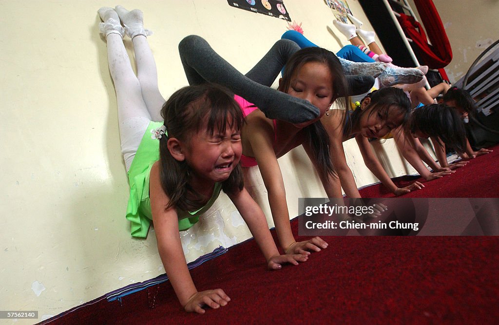 Girls training at the contortionist school in the Mongolian Circus ...