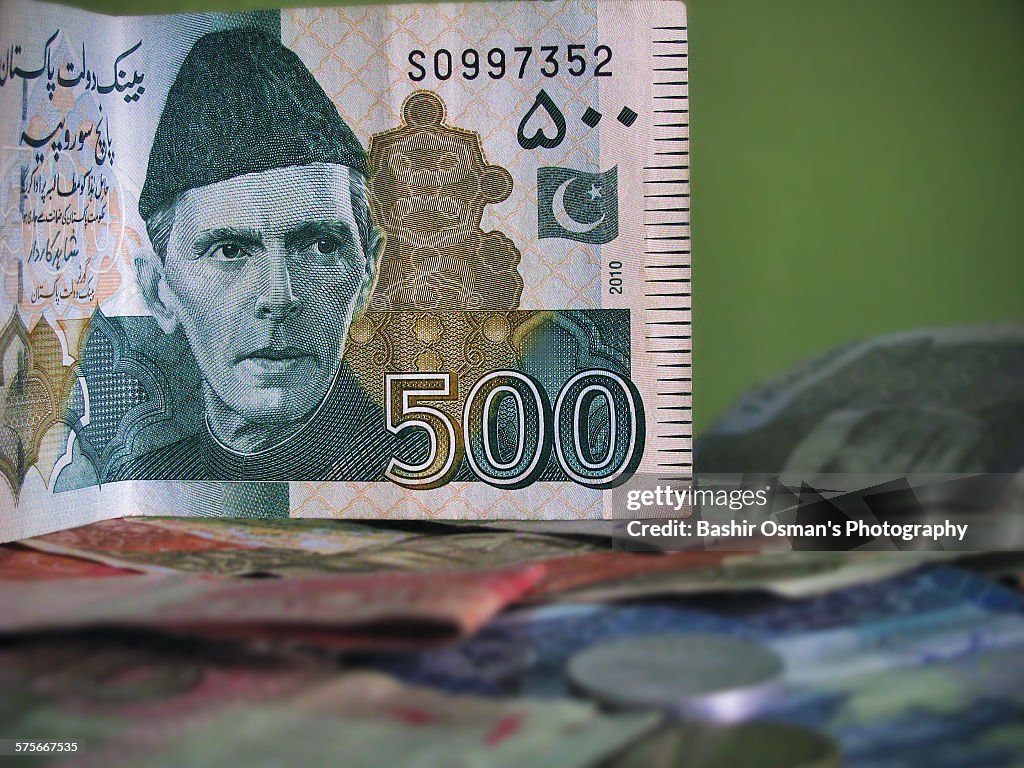 Currency notes